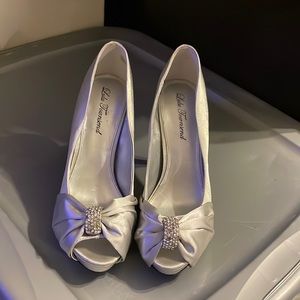 Lulu Townsend Planform Peep Toe- 8.5W